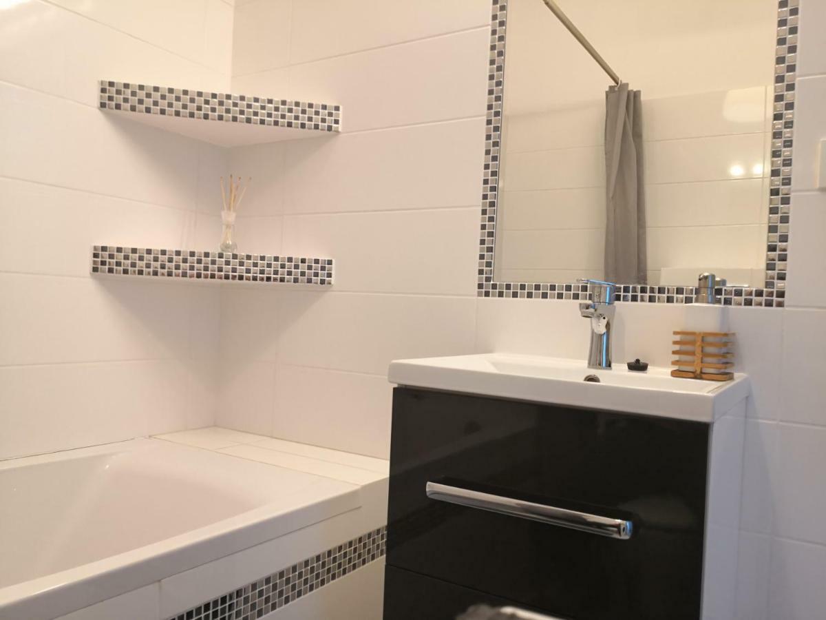 Hestia Cybernetyki Appartement